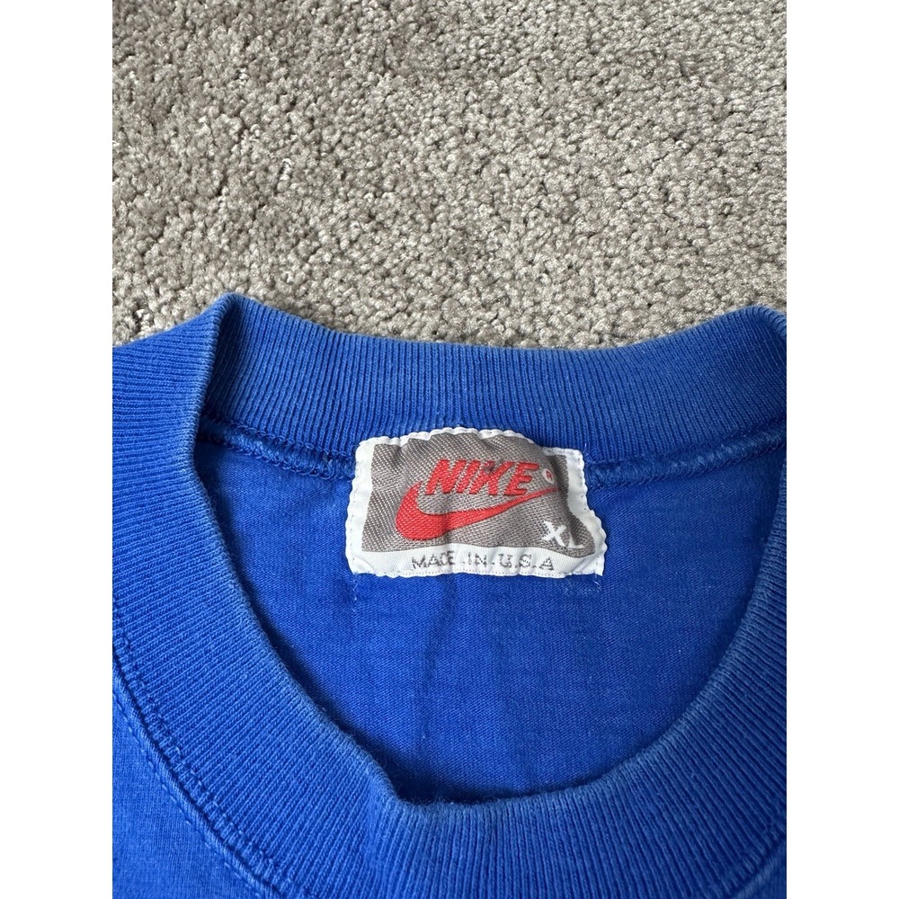 RARE Vintage Mens Tshirt Nike Rare 90s Calvin Peeing Pee, Made In USA, Size XL - Picture 4 of 5